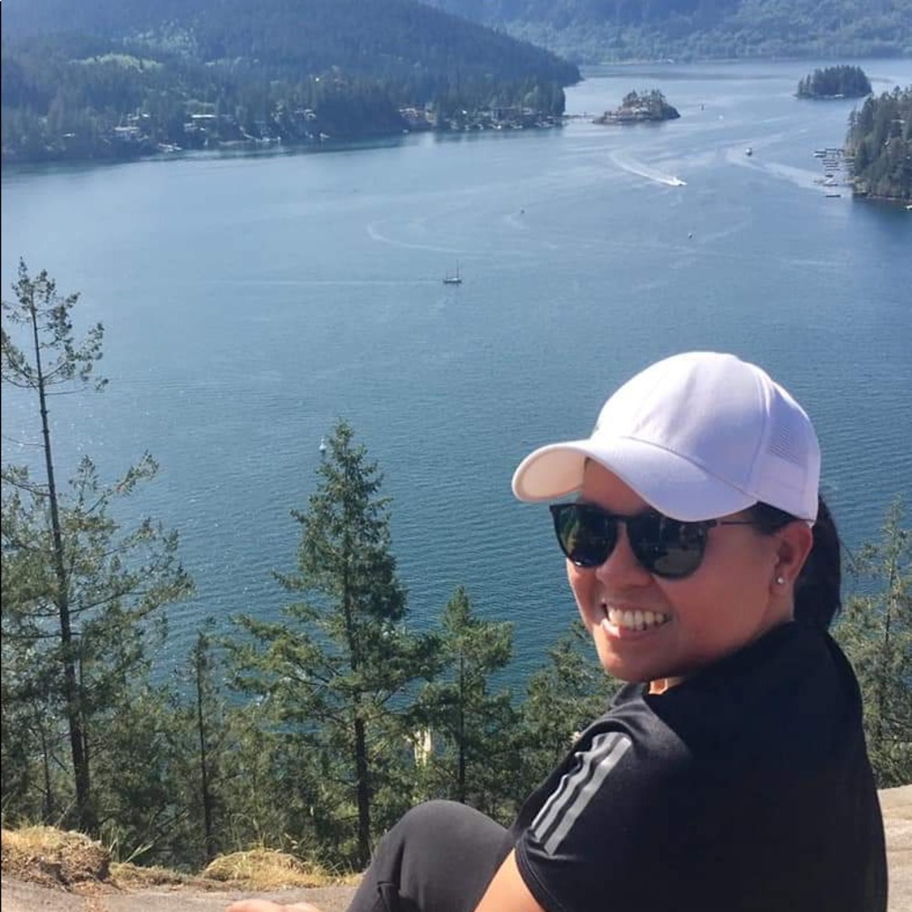 Meet your Posher, Gina